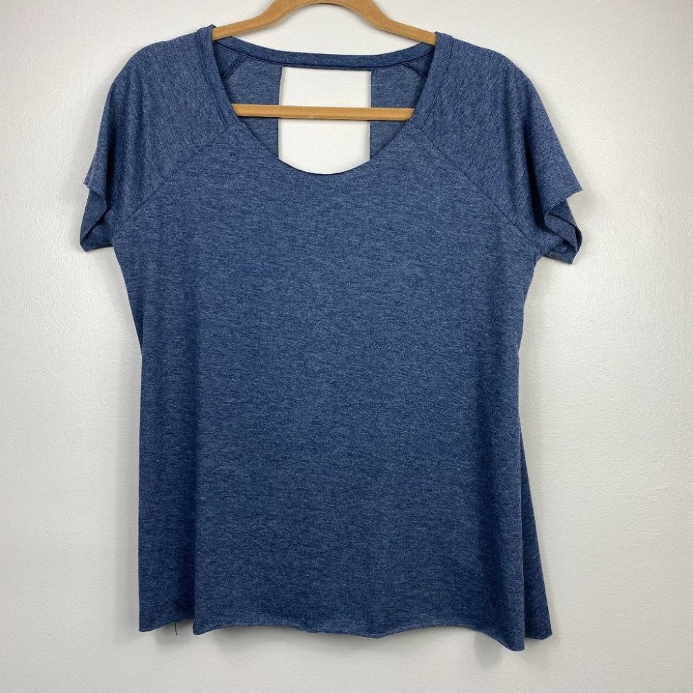 Blooming Jelly Medium Open Twist Back Top